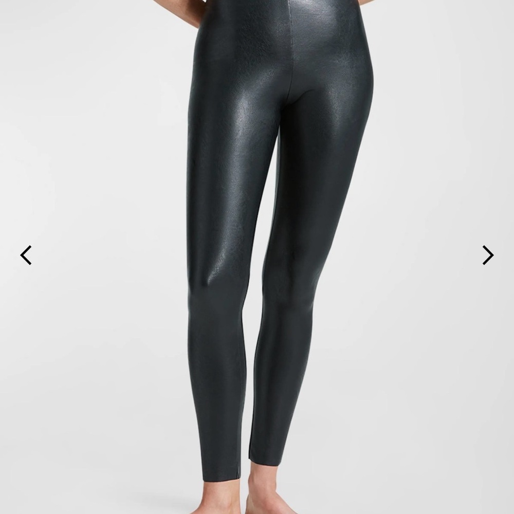 Commando Women's Black Faux Leather Leggings